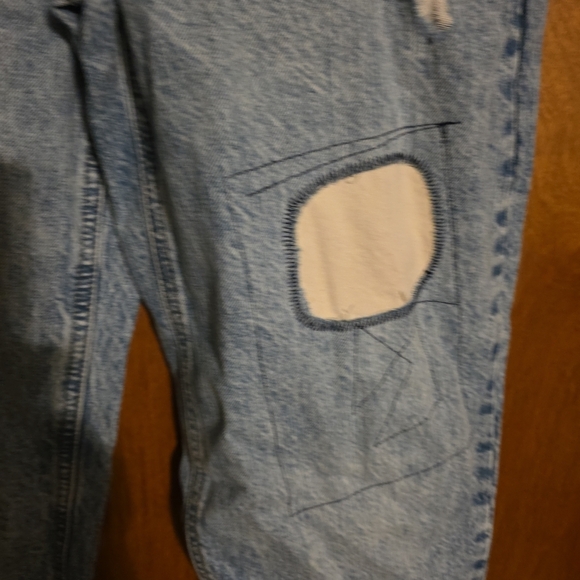 Universal Thread High Rise Light Blue Jeans - Picture 2 of 11